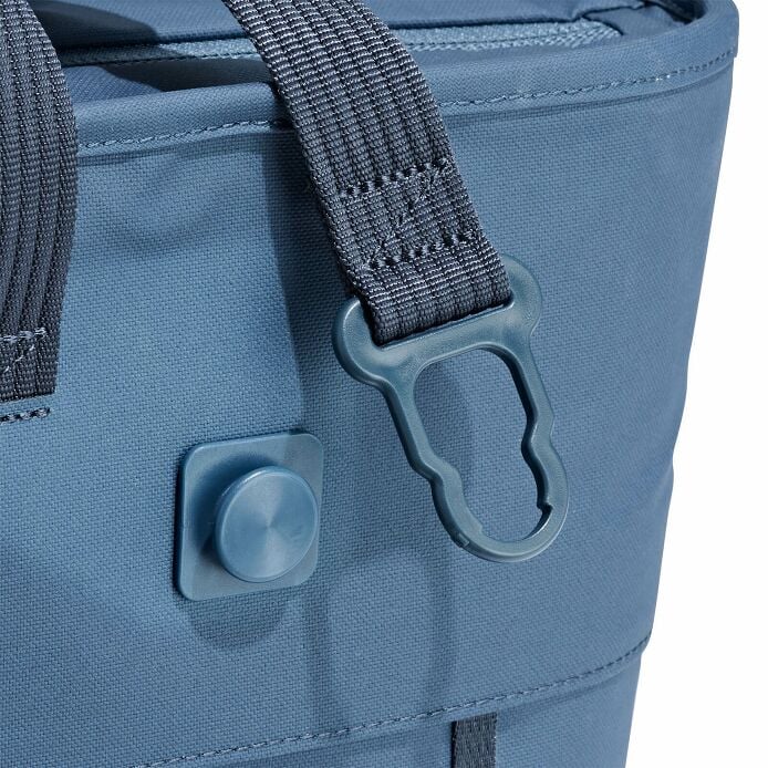 carryouttm-soft-cooler-tote-10-l-c6 250815_hydro_cooler_details_14841_1_9.jpg
