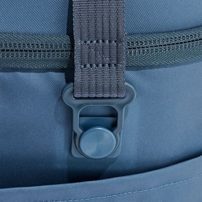 carryouttm-soft-cooler-15-l-k0 250815_hydro_cooler_details_14854_6.jpg