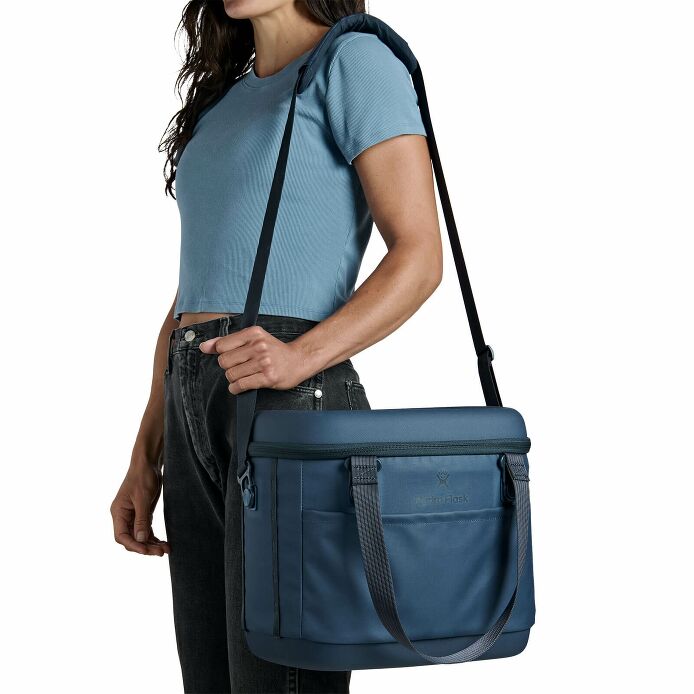 carryouttm-soft-cooler-15-l-k0 250815_hydro_s26_hb_14556_6.jpg