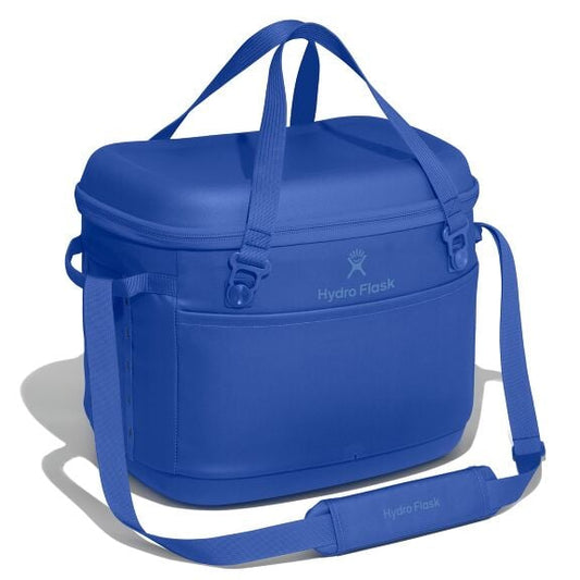 carryouttm-soft-cooler-30-l-p9 cpco382_carryout_cooler_30l_capri_blue_angled_1.jpg