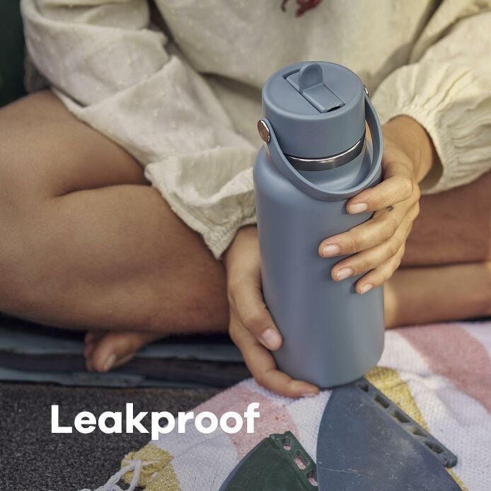 32-oz-wide-mouth-with-flex-straw-cap-k8 hf_s26_w32cfs_apdp_04_1_6.jpg