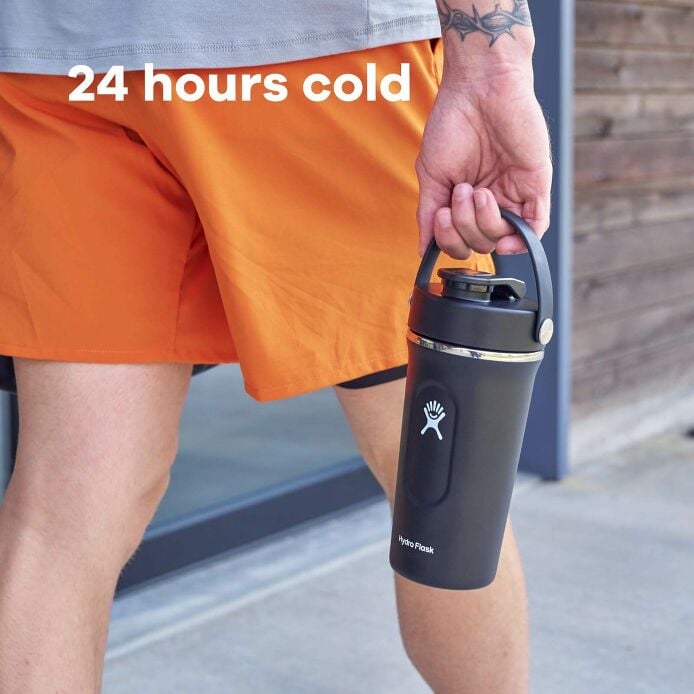 24-oz-insulated-shaker-bottle-v4 hydro_flask_ecomm_en_insulated_shaker_pt03_2000x2000px_4.jpg