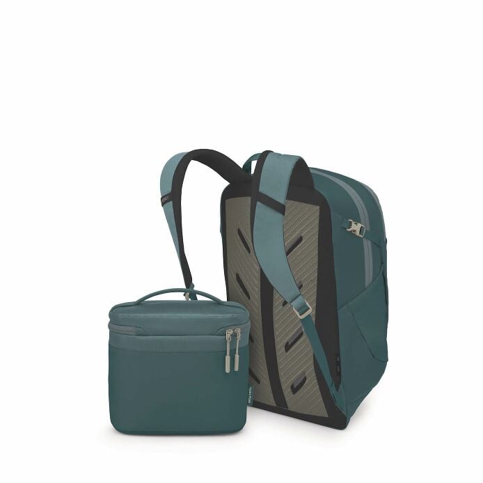 osprey-axis-x-hydro-flask-campus-essentials-bundle-g8 ospreyaxis_hydroflask5l_lunch_bag_f25_sideback_cascade_10007249.jpg