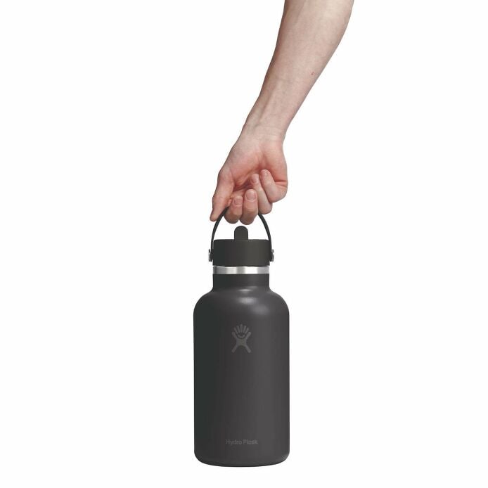 gym-bundle-c9 w64cfs001_64ozwideflexstraw_black_hb_1.jpg